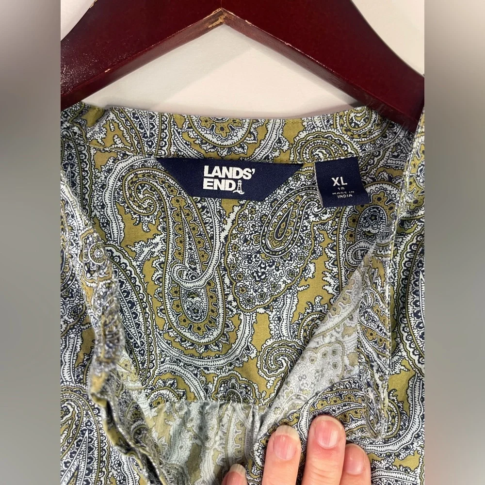 Lands'‎ End Paisley Blouse - Gray and Yellow - Picture 6 of 12